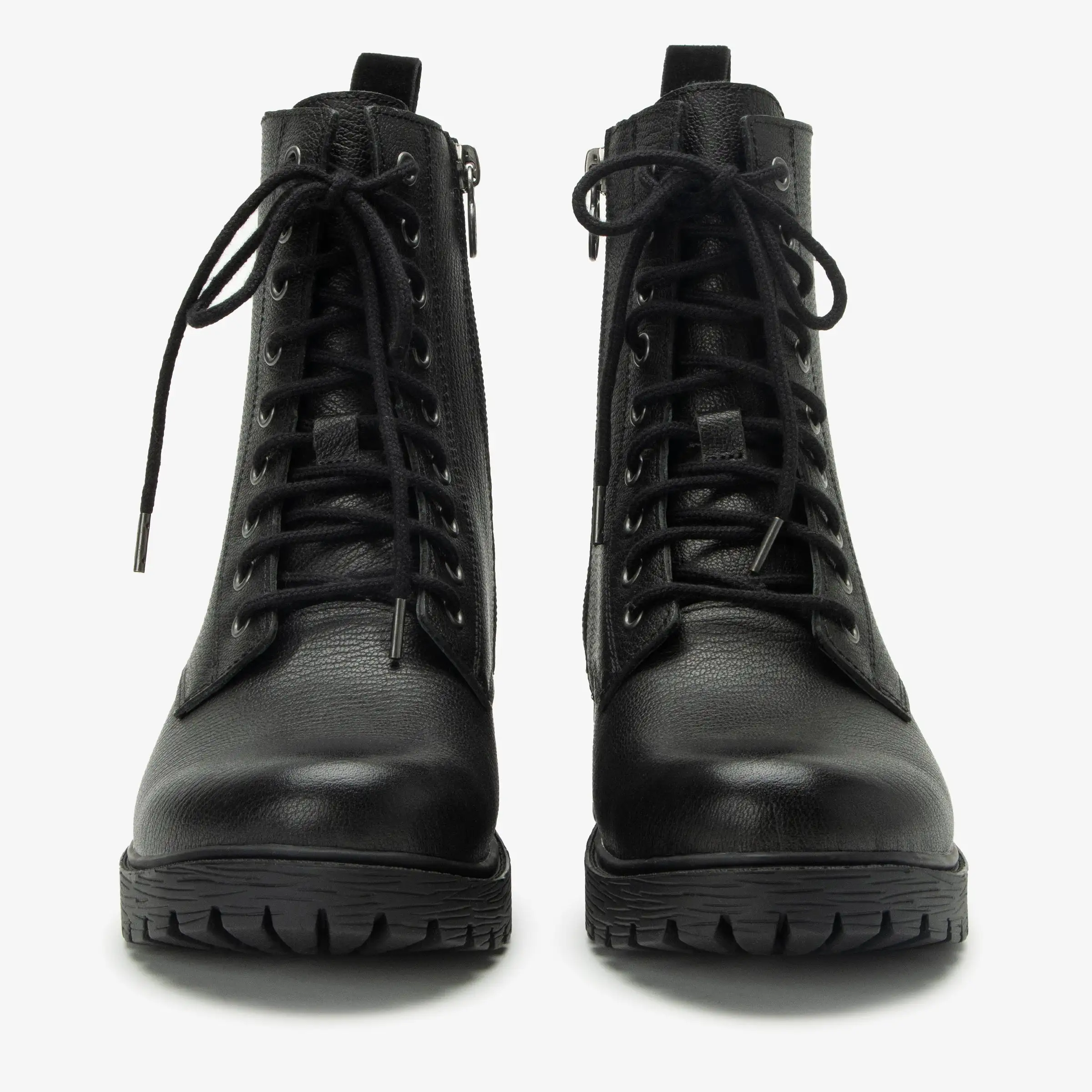 Ari Raven Boot