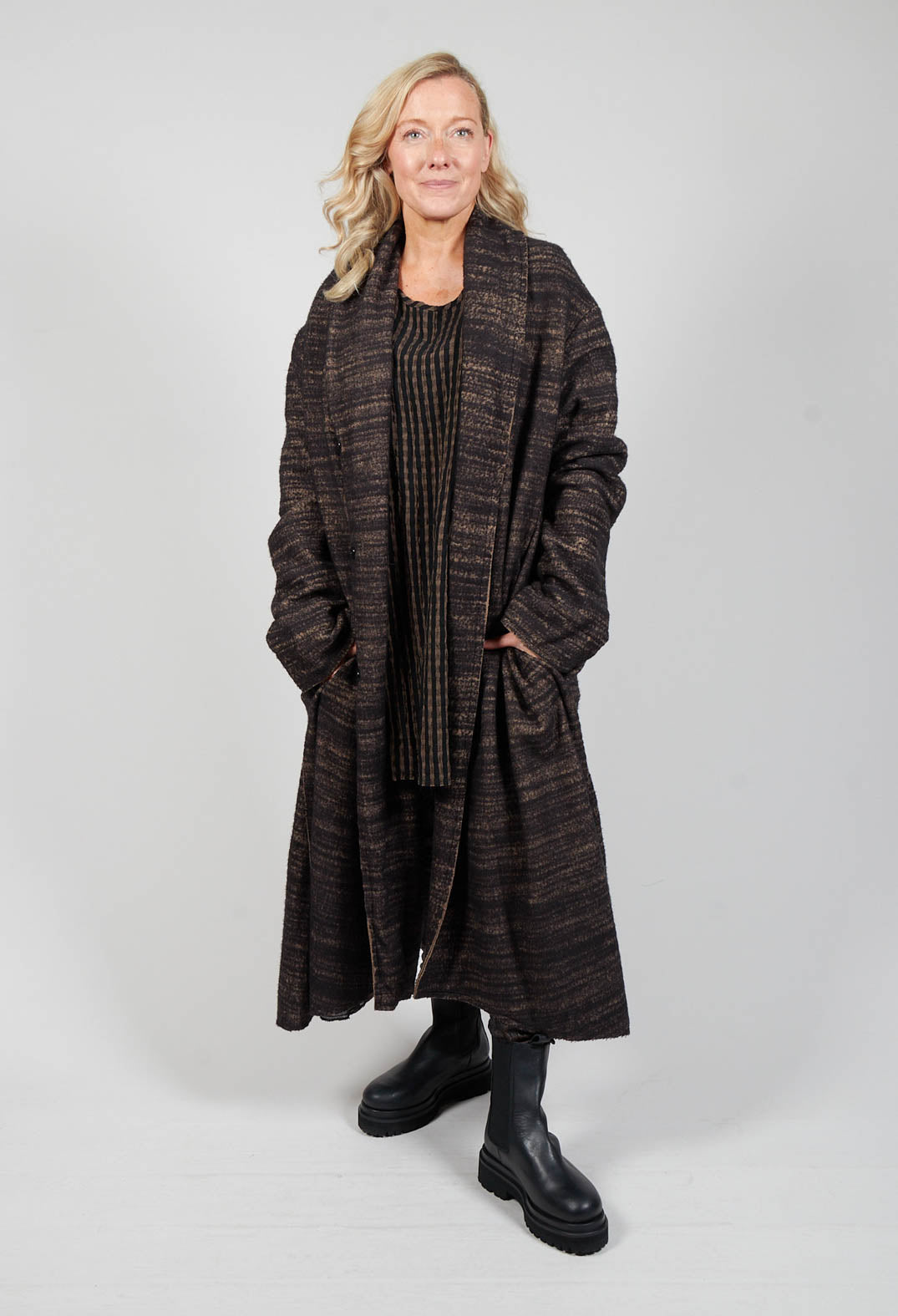 Bloom Coat in Black and Brown