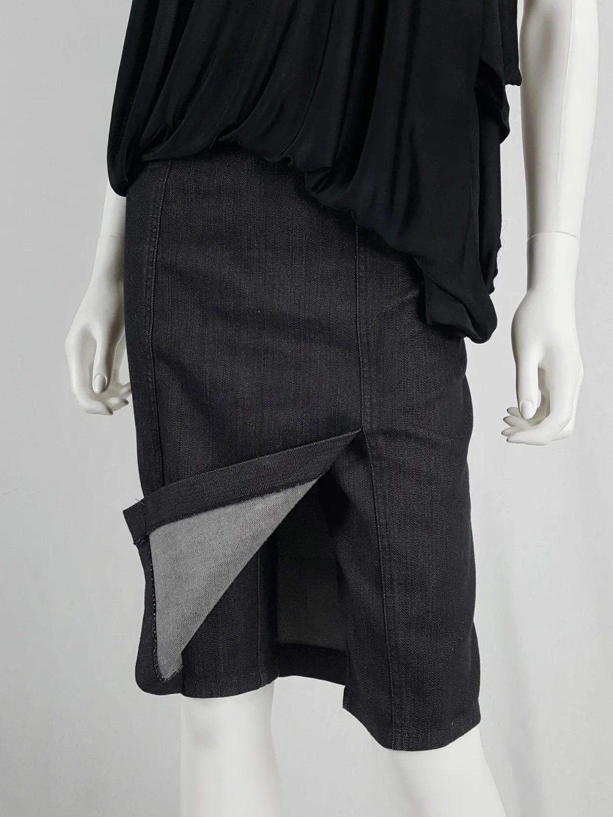 Maison Martin Margiela denim skirted shorts with front flap — fall 2007